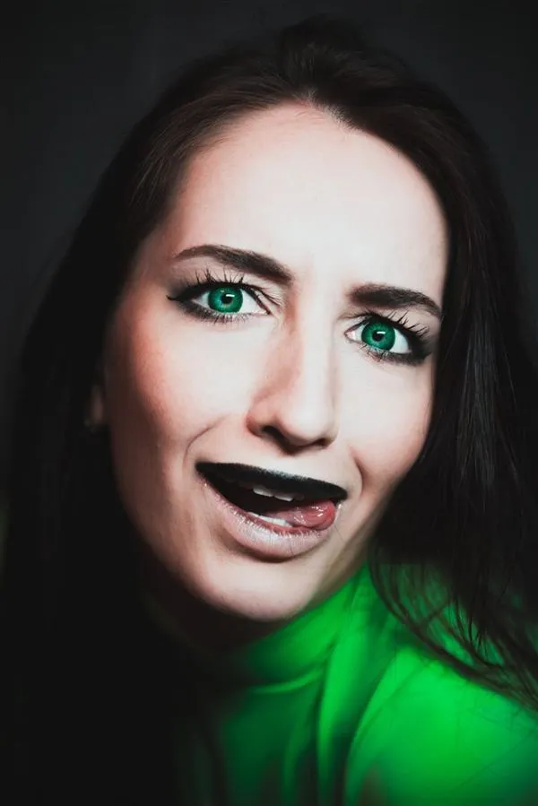 Naturalny uśmiech portret